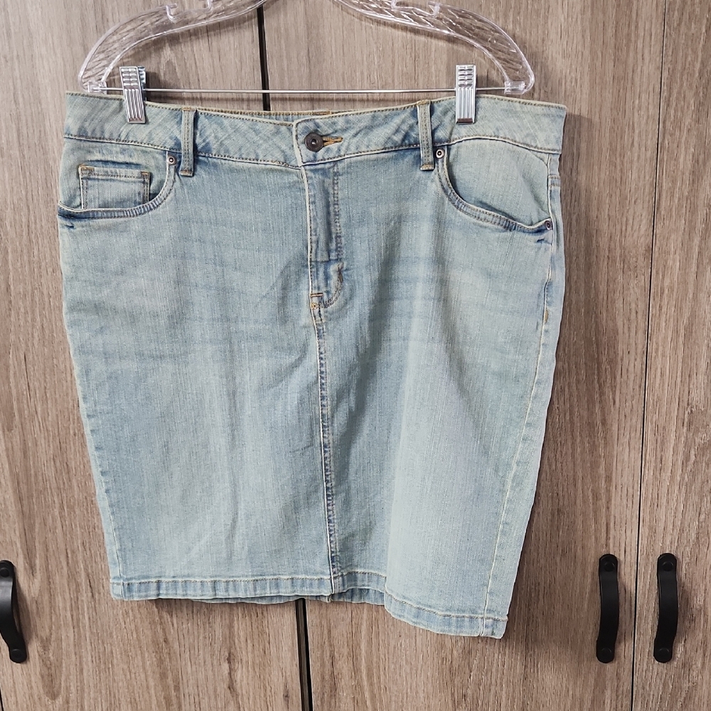 Sonoma Denim Mini Skirt Jean Size 16 Jeans